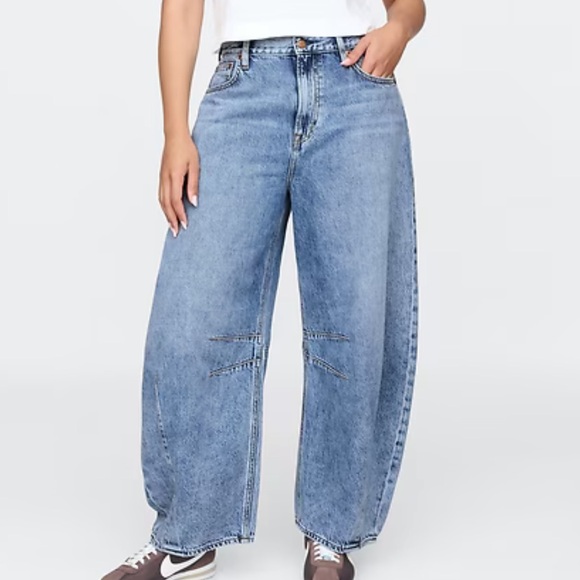 GAP Denim - Gap High Rise Ultra Soft Horsehoe Jeans in Medium Indigo 16 Tall